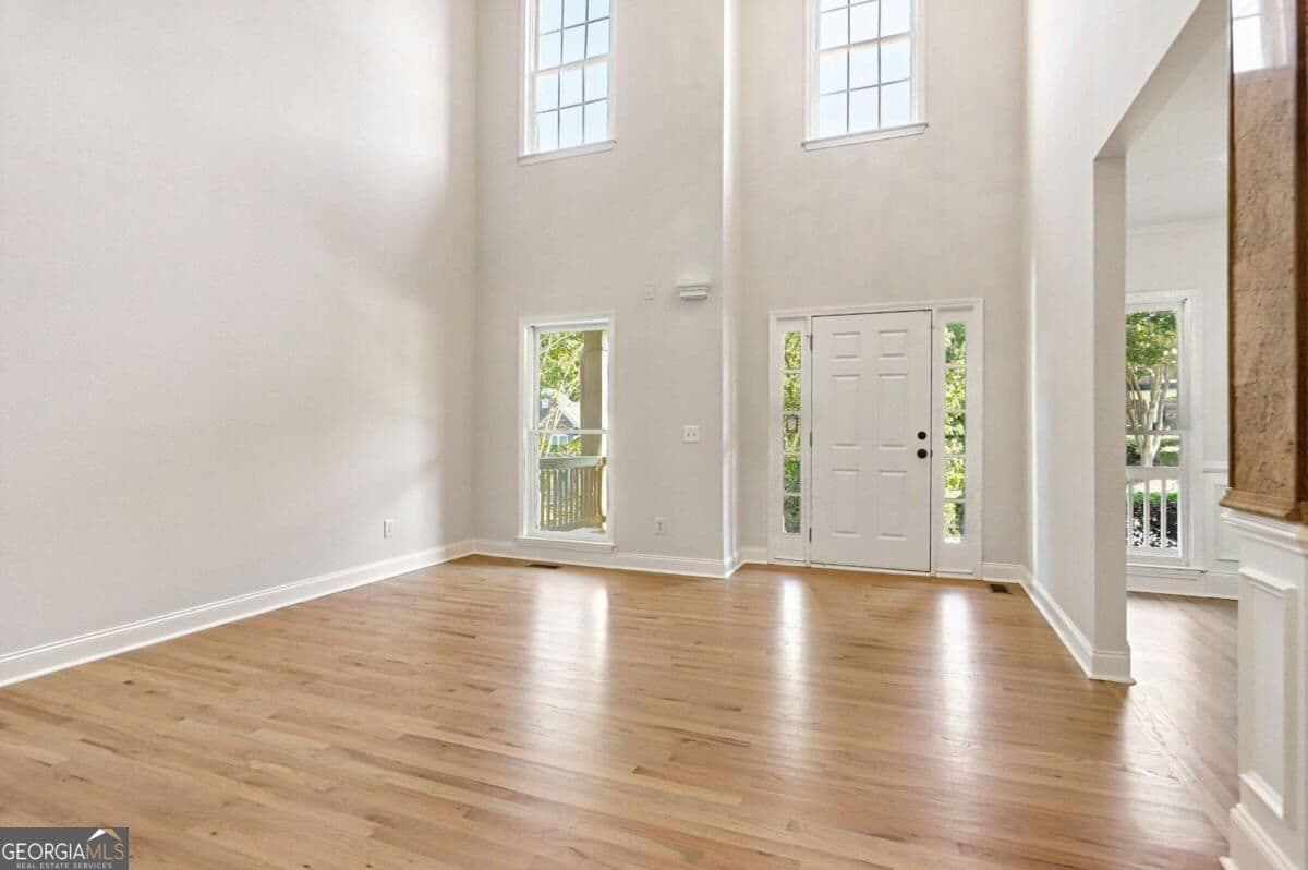 4 bedroom, 4 bathroom, 2,759 sq ft single family residence for sale at 4258 Wyndam Hill Drive, Suwanee, GA 30024 — photo 5