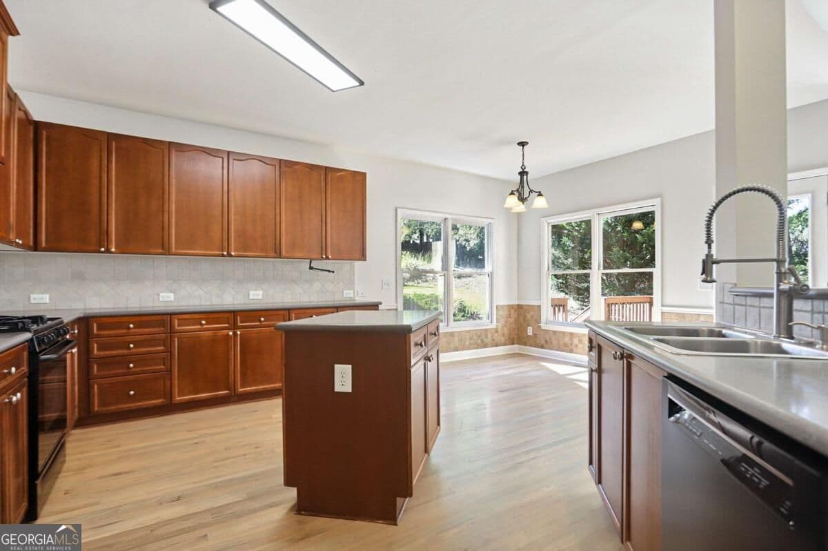 4 bedroom, 4 bathroom, 2,759 sq ft single family residence for sale at 4258 Wyndam Hill Drive, Suwanee, GA 30024 — photo 10