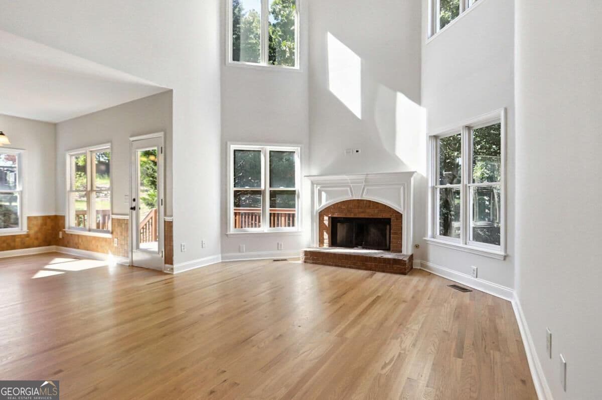 4 bedroom, 4 bathroom, 2,759 sq ft single family residence for sale at 4258 Wyndam Hill Drive, Suwanee, GA 30024 — photo 4