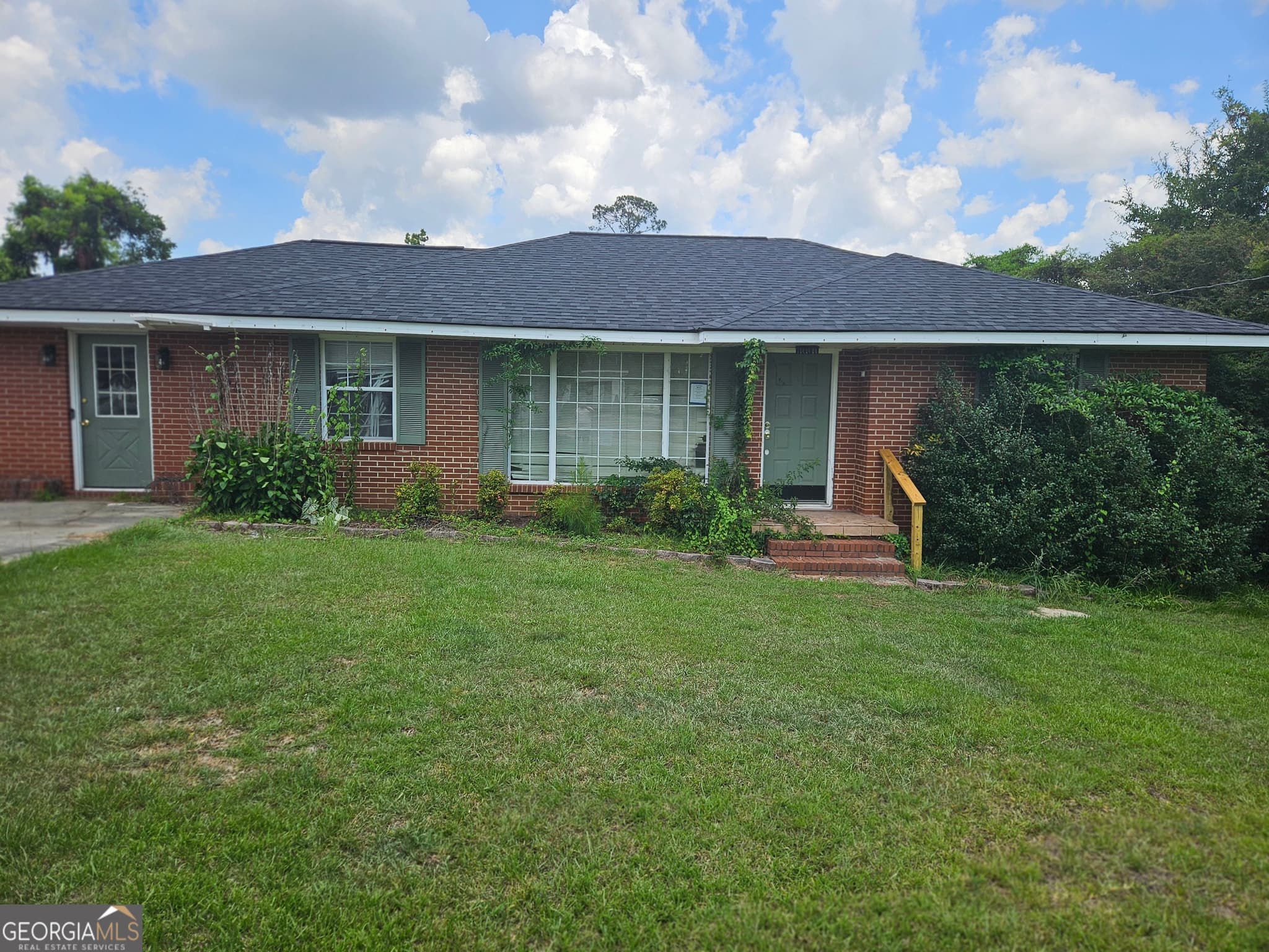 3 bedroom, 2 bathroom single family residence sold at 57 Pine Street, Hazlehurst, GA 31539