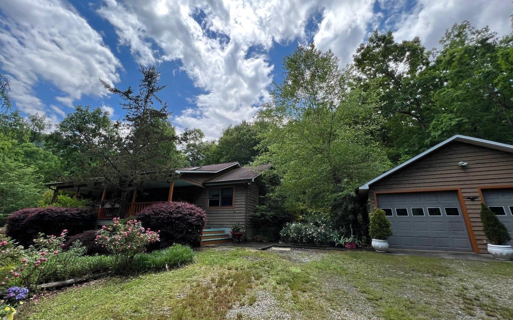 3 bedroom, 2 bathroom single family residence sold at 200 Hot House Extension, Hayesville, NC 28904
