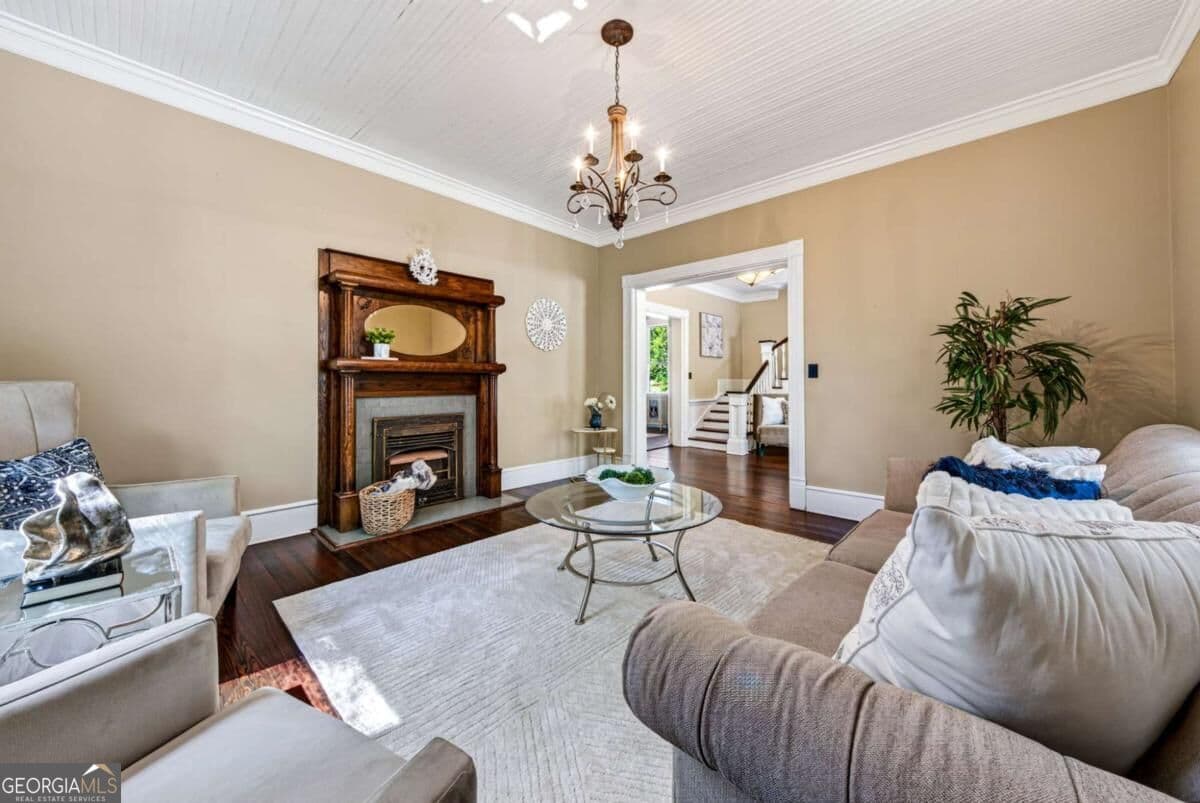 5 bedroom, 3.5 bathroom, 4,675 sq ft single family residence for sale at 91 Martin Street, Jefferson, GA 30549 — photo 7