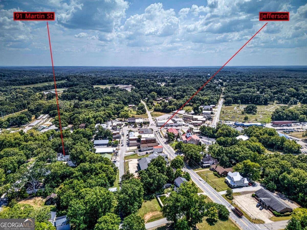 5 bedroom, 3.5 bathroom, 4,675 sq ft single family residence for sale at 91 Martin Street, Jefferson, GA 30549 — photo 3