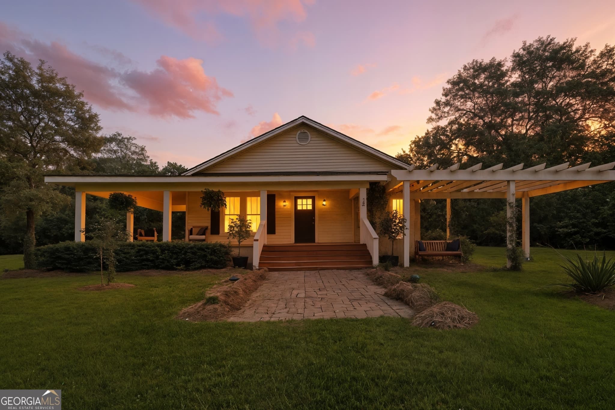 4 bedroom, 3 bathroom, 3,004 sq ft single family residence for sale at 439 Dover Road, Sylvania, GA 30467