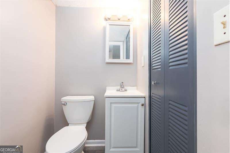 2 bedroom, 1.5 bathroom, 1,152 sq ft condominium for sale at 501 Carlton Road 2E, Palmetto, GA 30268 — photo 8