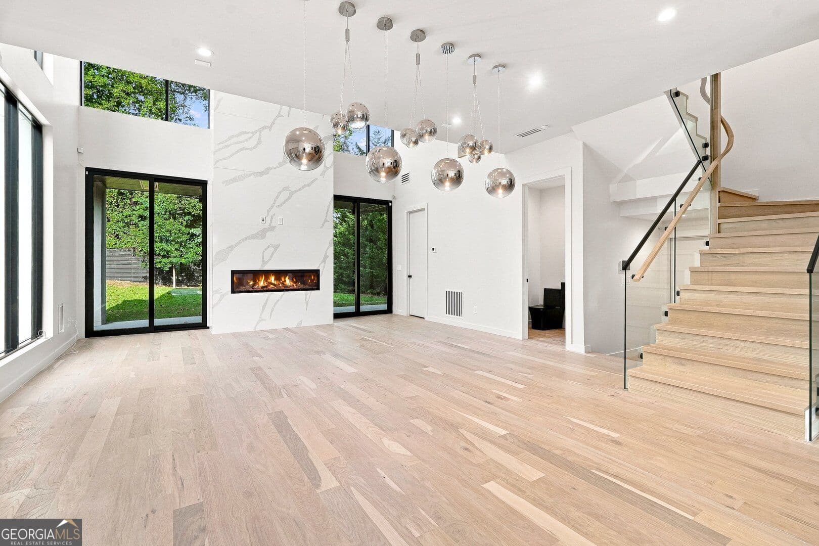 6 bedroom, 4.5 bathroom, 3,811 sq ft single family residence for sale at 1230 Fowler Street, Atlanta, GA 30318 — photo 6