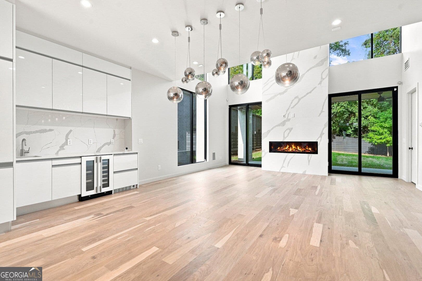 6 bedroom, 4.5 bathroom, 3,811 sq ft single family residence for sale at 1230 Fowler Street, Atlanta, GA 30318 — photo 5
