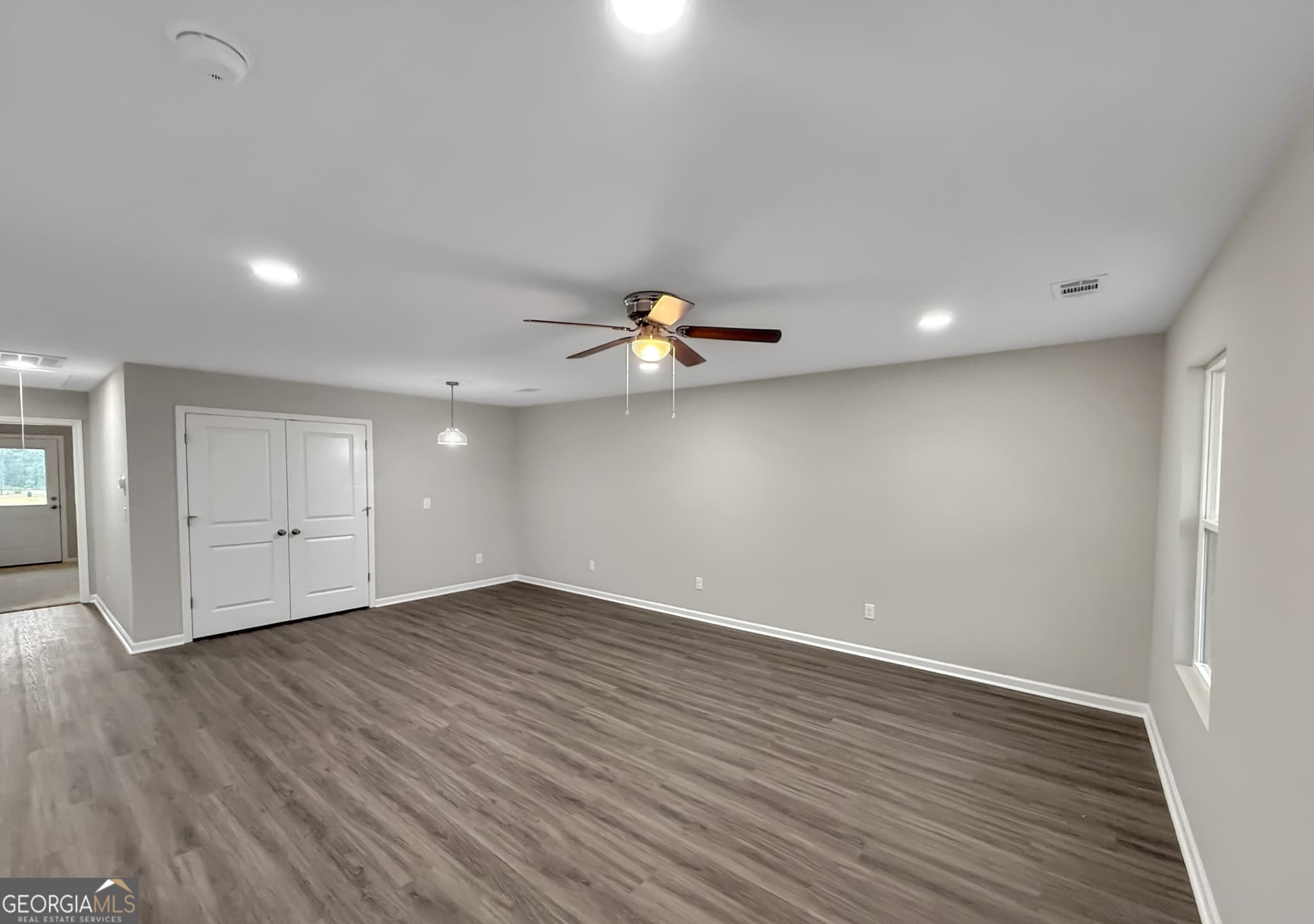 3 bedroom, 2 bathroom, 1,402 sq ft townhouse for sale at 315 Airman Boulevard, Warner Robins, GA 31088 — photo 6
