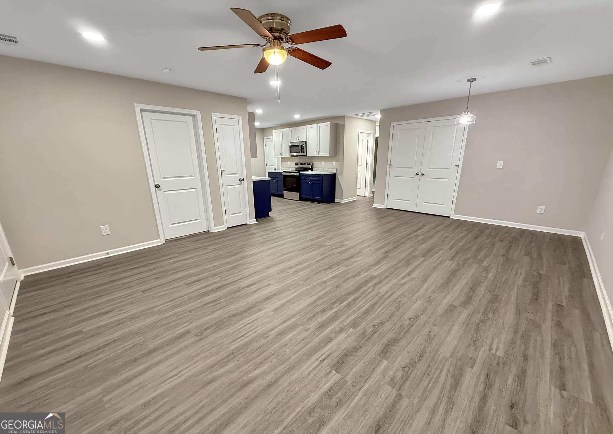 3 bedroom, 2 bathroom, 1,402 sq ft townhouse for sale at 315 Airman Boulevard, Warner Robins, GA 31088 — photo 7