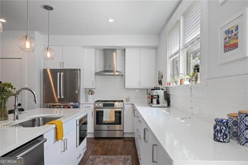 2 bedroom, 2 bathroom, 1,357 sq ft condominium for sale at 88 Peachtree Memorial Drive 2, Atlanta, GA 30309 — photo 4
