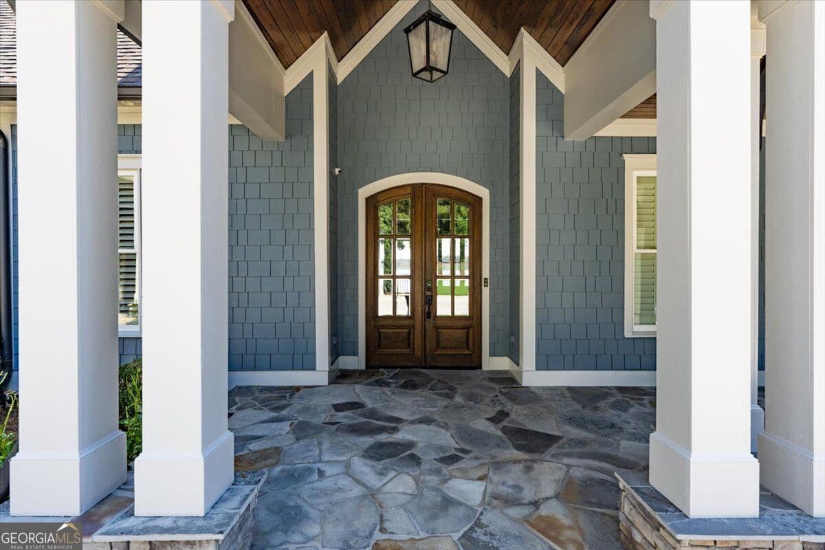 5 bedroom, 4.5 bathroom, 5,628 sq ft single family residence for sale at 166 Waters Edge Drive, Eatonton, GA 31024 — photo 7