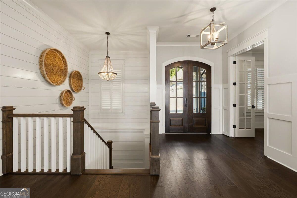 5 bedroom, 4.5 bathroom, 5,628 sq ft single family residence for sale at 166 Waters Edge Drive, Eatonton, GA 31024 — photo 8