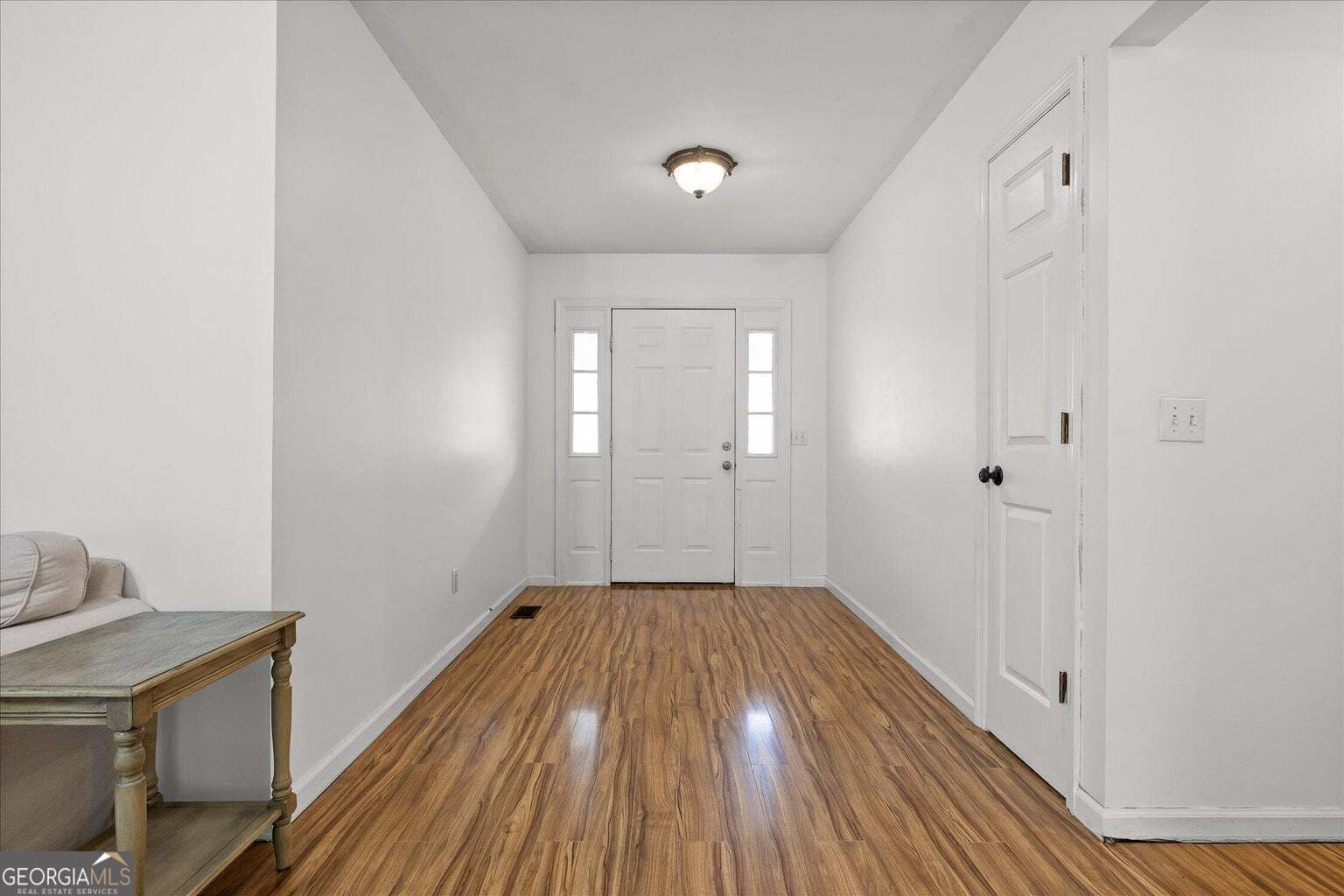 3 bedroom, 2 bathroom, 1,464 sq ft single family residence for sale at 4518 Kings Lake Court, Chattanooga, TN 37416 — photo 5