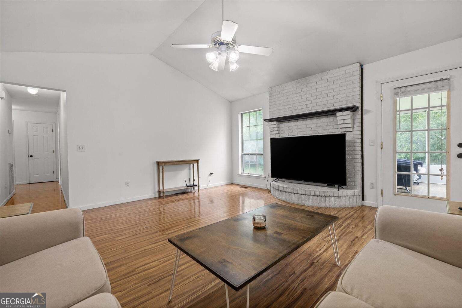 3 bedroom, 2 bathroom, 1,464 sq ft single family residence for sale at 4518 Kings Lake Court, Chattanooga, TN 37416 — photo 10