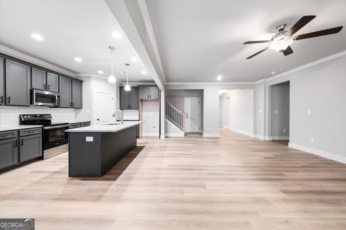4 bedroom, 3 bathroom, 2,547 sq ft single family residence for sale at 202 Railroad Street, Gray, GA 31032 — photo 7