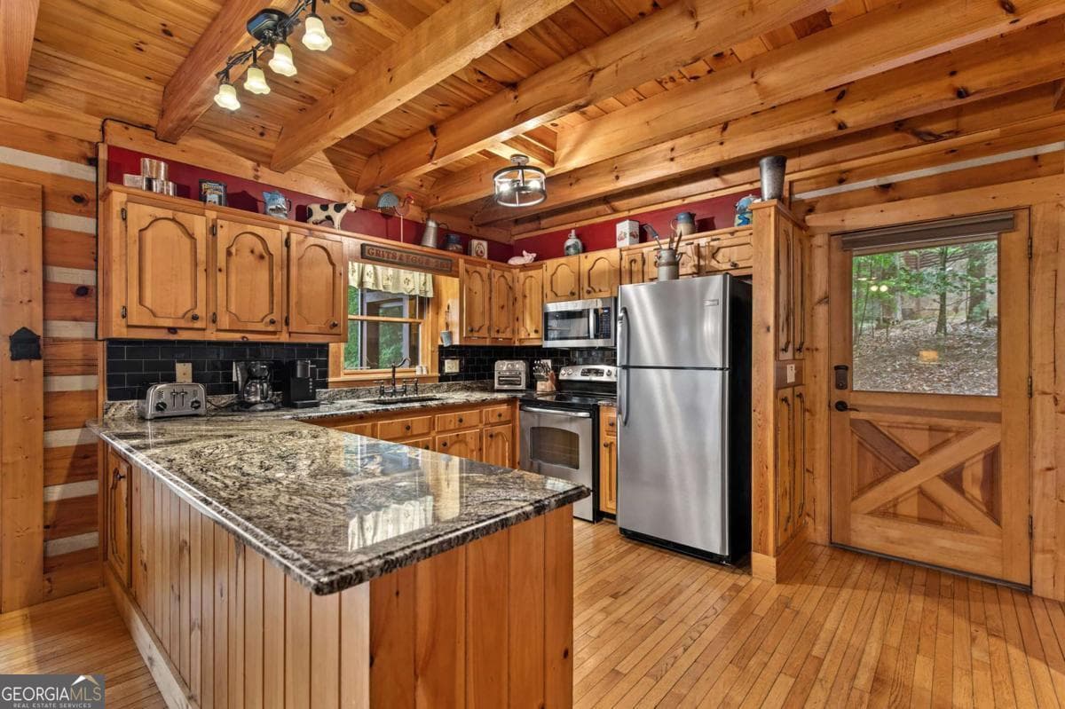 2 bedroom, 2 bathroom, 2,346 sq ft cabin,single family residence for sale at 1289 My Mountain Road, Morganton, GA 30560 — photo 10