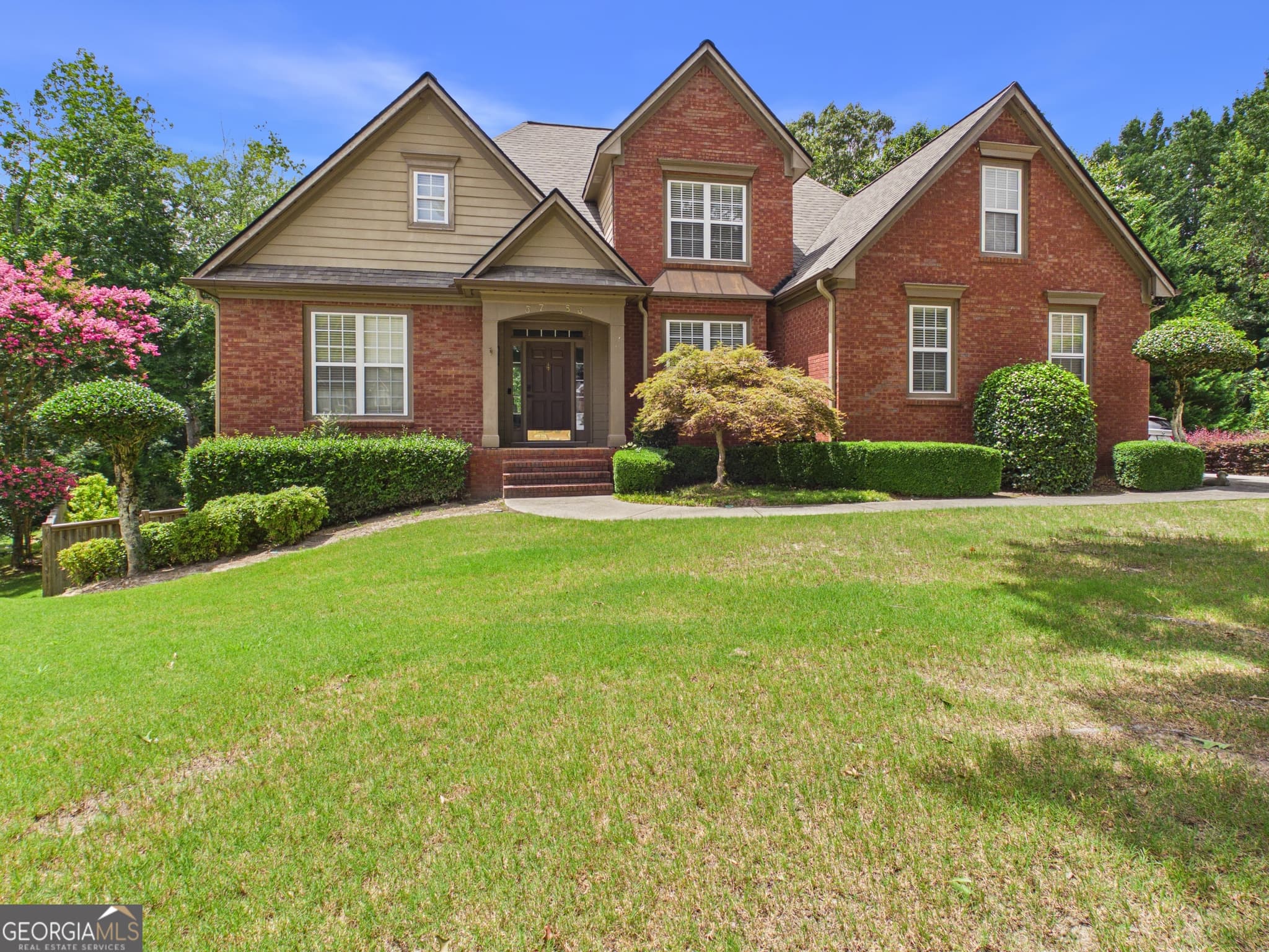 5 bedroom, 3.5 bathroom, 3,097 sq ft single family residence for sale at 3756 Golden Ive Drive, Buford, GA 30519 — photo 7