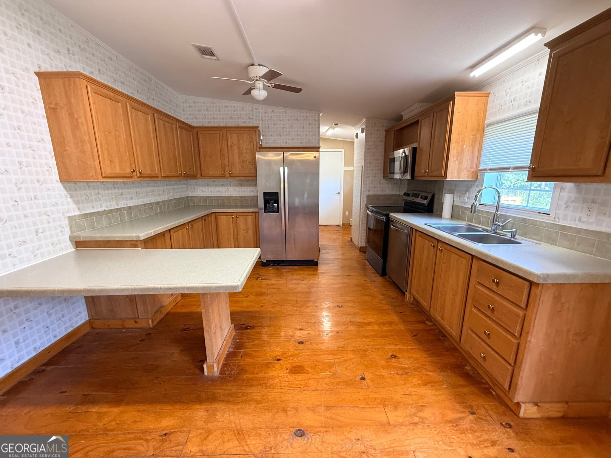 3 bedroom, 2 bathroom, 1,568 sq ft manufactured home,single family residence for sale at 25040 Highway 80, Portal, GA 30450 — photo 6