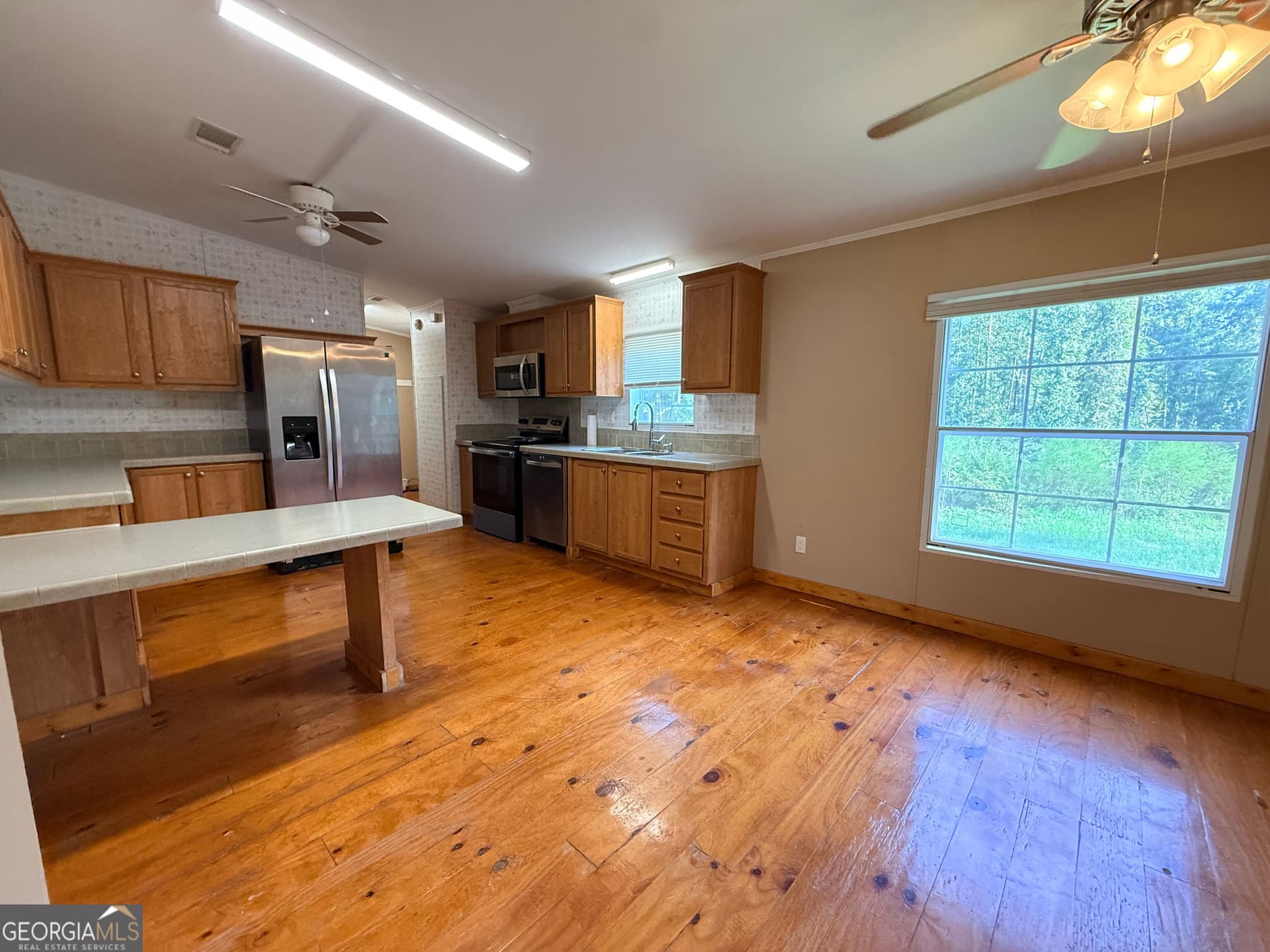 3 bedroom, 2 bathroom, 1,568 sq ft manufactured home,single family residence for sale at 25040 Highway 80, Portal, GA 30450 — photo 4