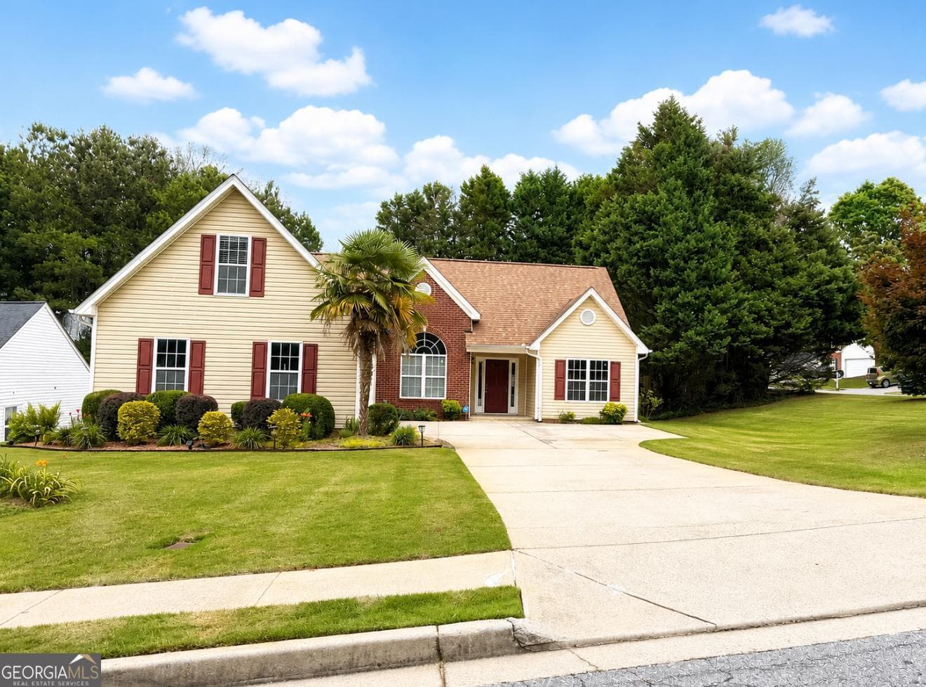 3 bedroom, 2 bathroom, 1,752 sq ft single family residence for rent at 907 Keldron Court, Lawrenceville, GA 30045 for $2,400 a month — photo 1 of 1