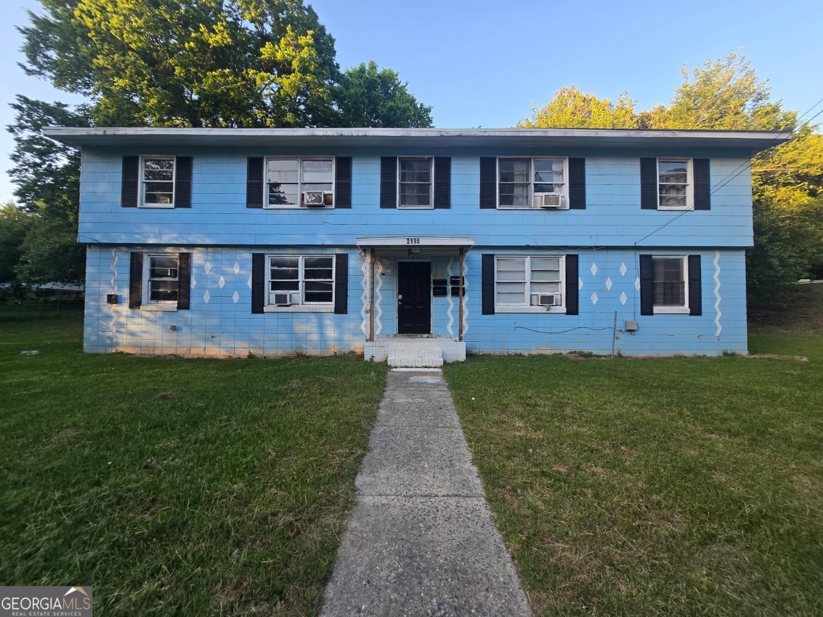 multi family,quadruplex for sale at 2115 Hazelhurst Street, Macon, GA 31204 — photo 1 of 22