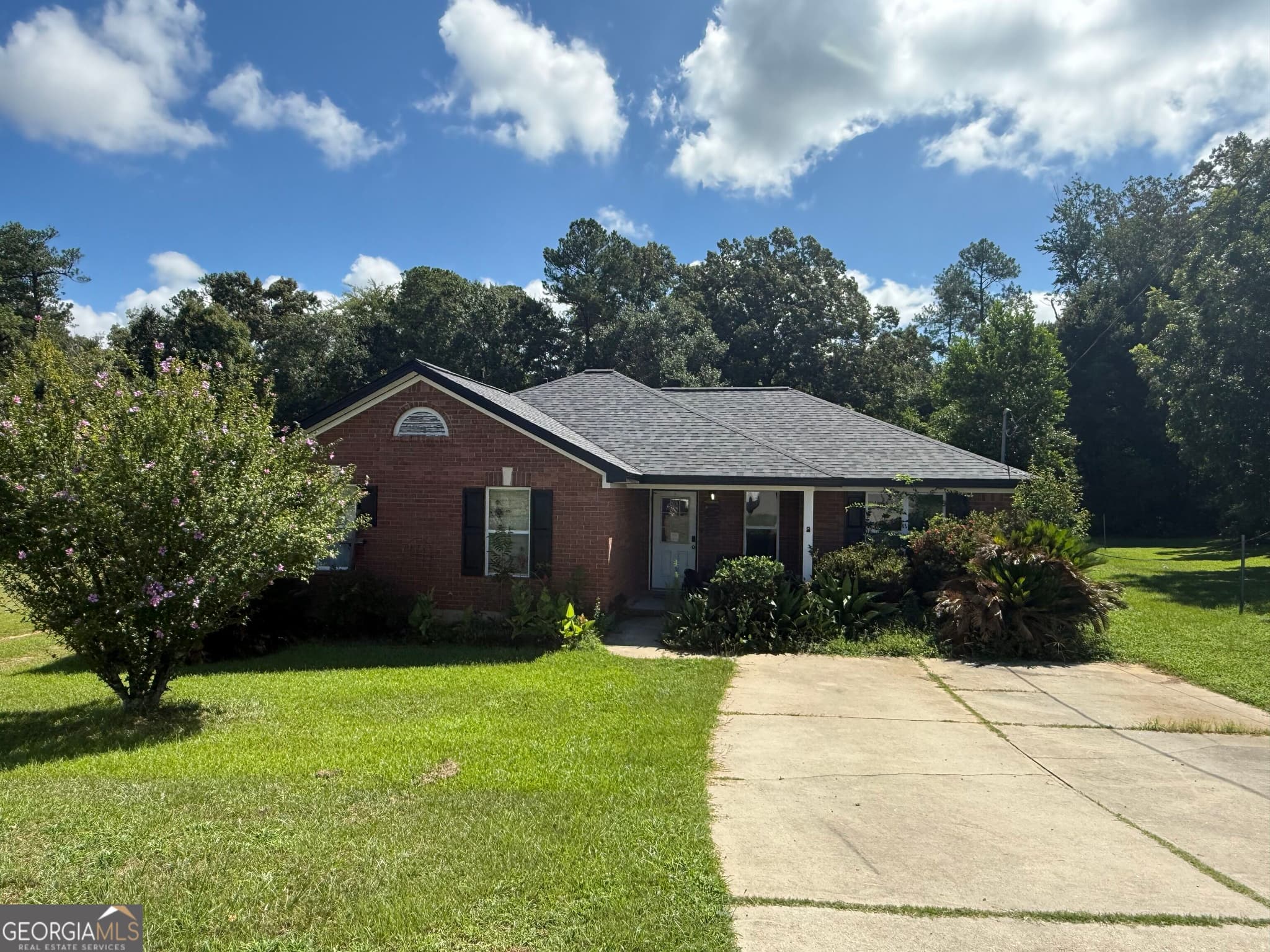 4 bedroom, 2 bathroom, 1,412 sq ft single family residence sold at 1007 Cedarview Circle, Hephzibah, GA 30815