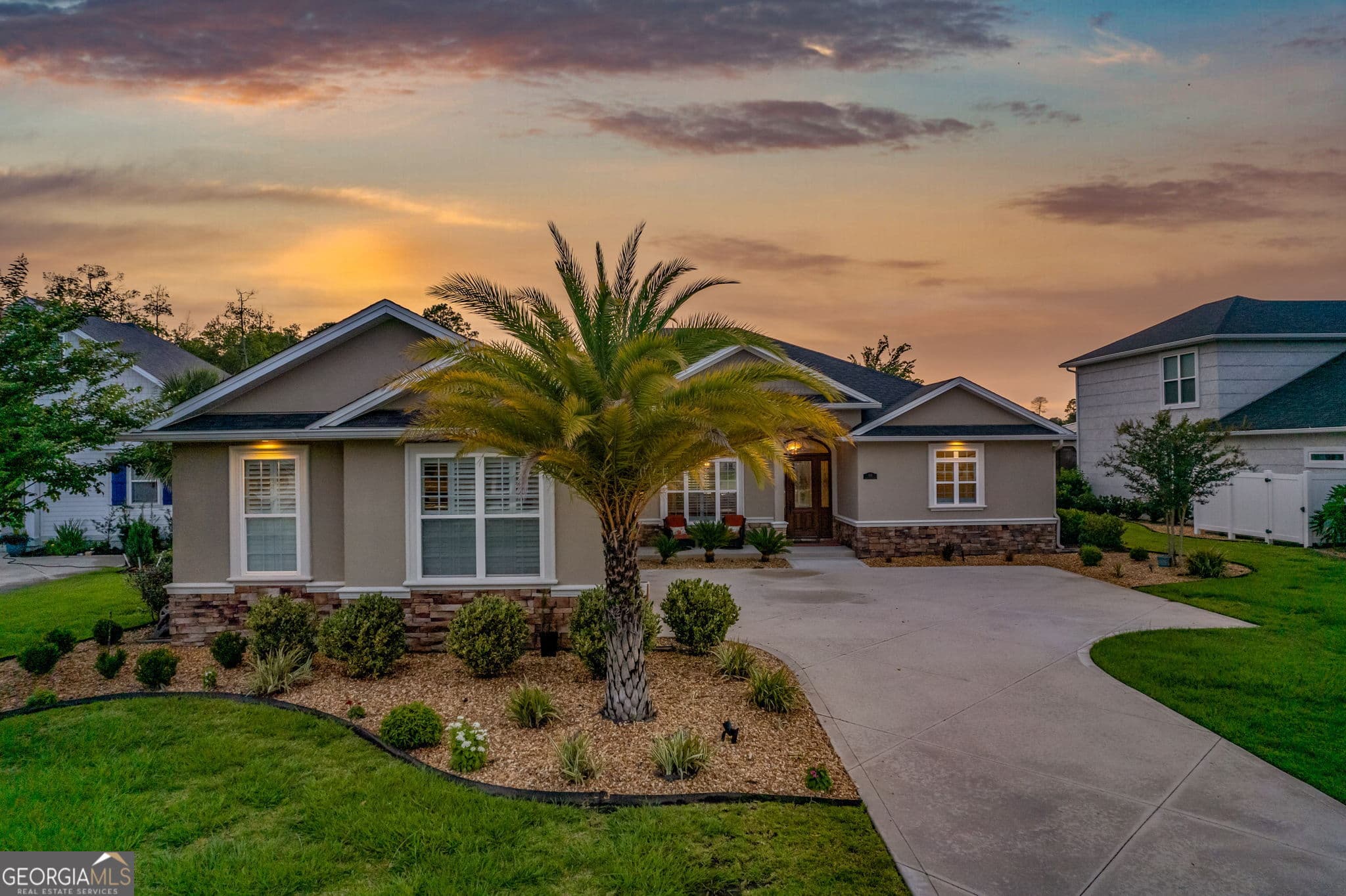 4 bedroom, 3 bathroom, 2,960 sq ft single family residence for sale at 104 Cason Noah Drive, Kingsland, GA 31548 — photo 2