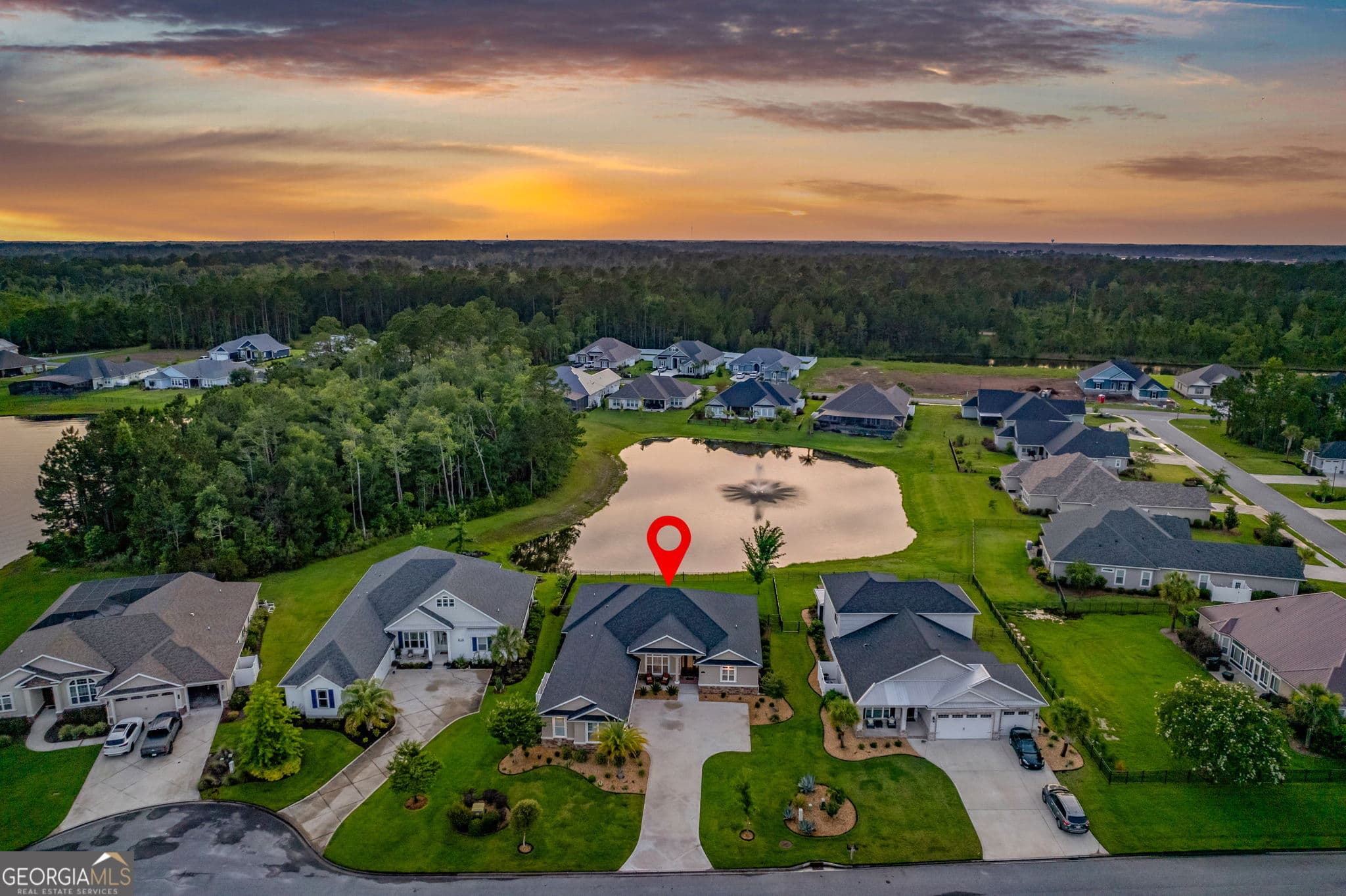 4 bedroom, 3 bathroom, 2,960 sq ft single family residence for sale at 104 Cason Noah Drive, Kingsland, GA 31548 — photo 4