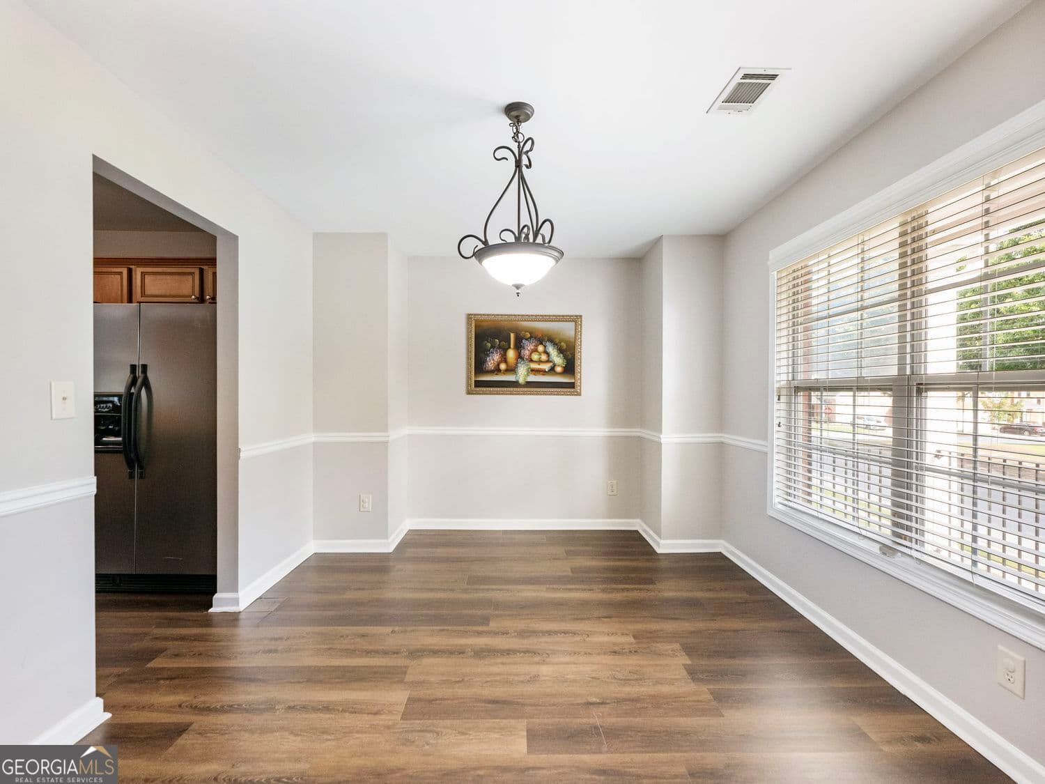5 bedroom, 3.5 bathroom, 3,937 sq ft single family residence for sale at 6062 Park Bend Avenue, Braselton, GA 30517 — photo 4