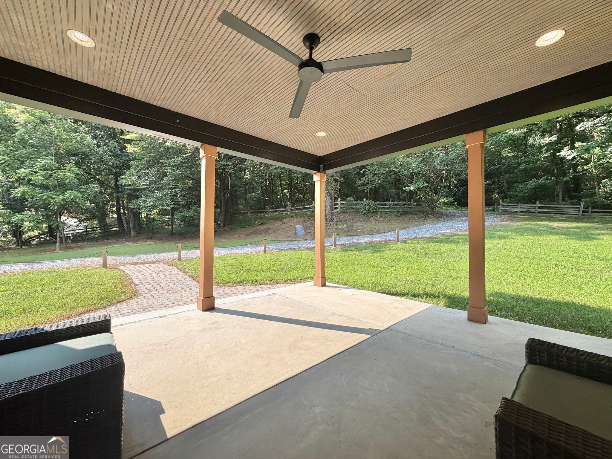 4 bedroom, 3.5 bathroom, 2,682 sq ft single family residence for sale at 399 Jim McCrackin, Clayton, GA 30525 — photo 9