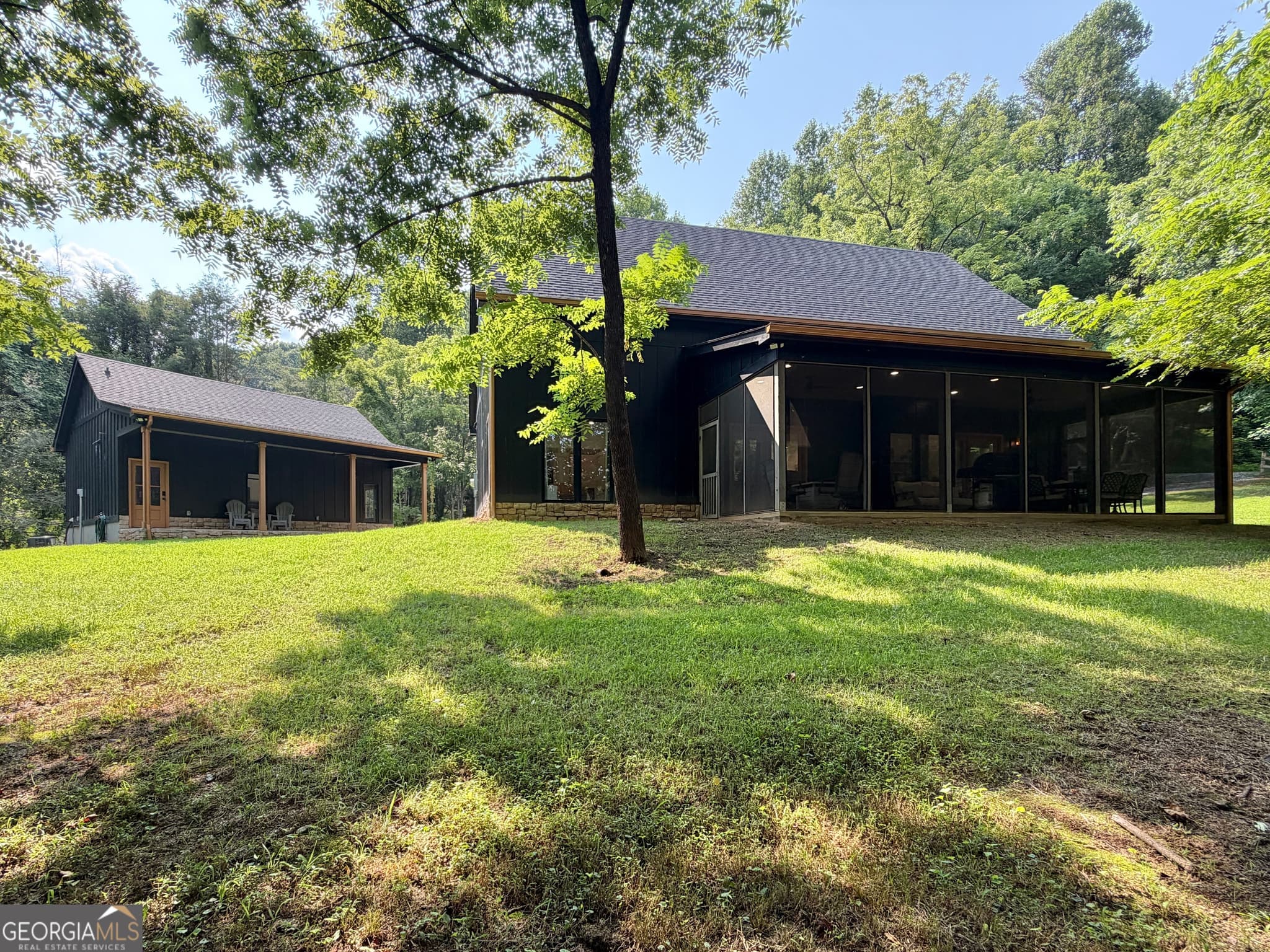 4 bedroom, 3.5 bathroom, 2,682 sq ft single family residence for sale at 399 Jim McCrackin, Clayton, GA 30525 — photo 8