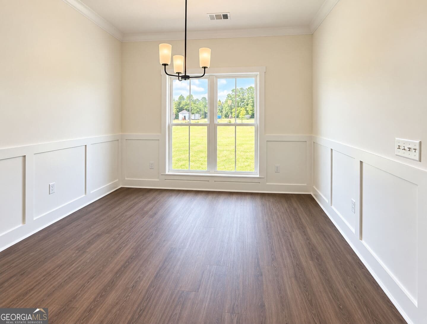 4 bedroom, 3 bathroom, 2,200 sq ft single family residence for sale at 202 Bald Cypress Court, Statesboro, GA 30458 — photo 6