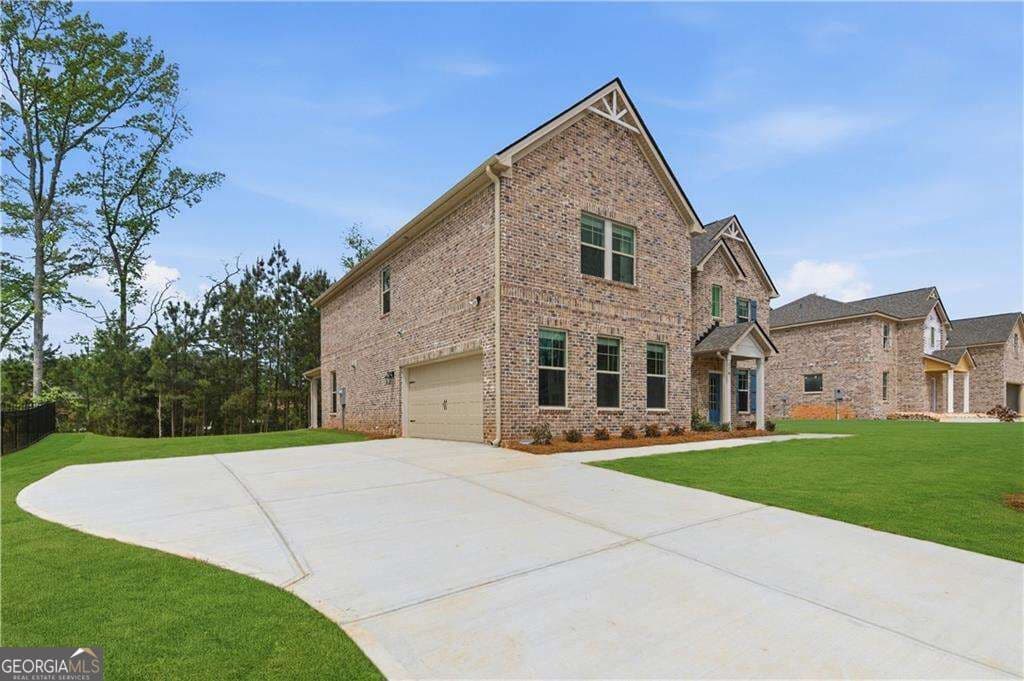 5 bedroom, 4 bathroom single family residence for sale at 145 Haverling Pass, Hampton, GA 30228 — photo 3