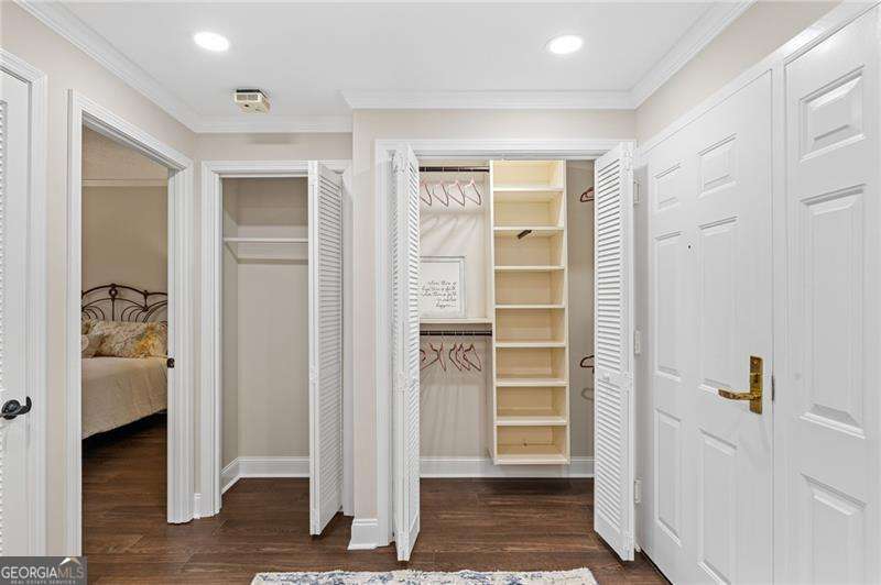 1 bedroom, 1 bathroom condominium for sale at 1800 Clairmont Lake, Decatur, GA 30033 — photo 8