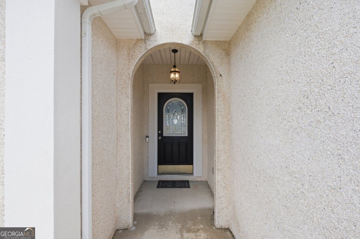 3 bedroom, 2 bathroom, 1,558 sq ft single family residence for sale at 173 Cypress Run Drive, Brunswick, GA 31520 — photo 2