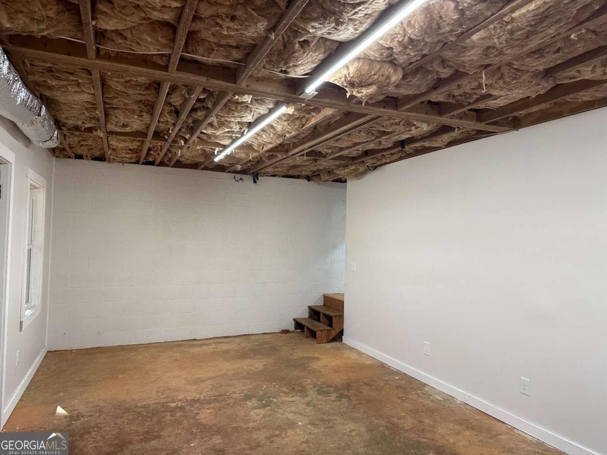 3 bedroom, 2 bathroom single family residence for sale at 134 Elkmont Drive, Dahlonega, GA 30533 — photo 6