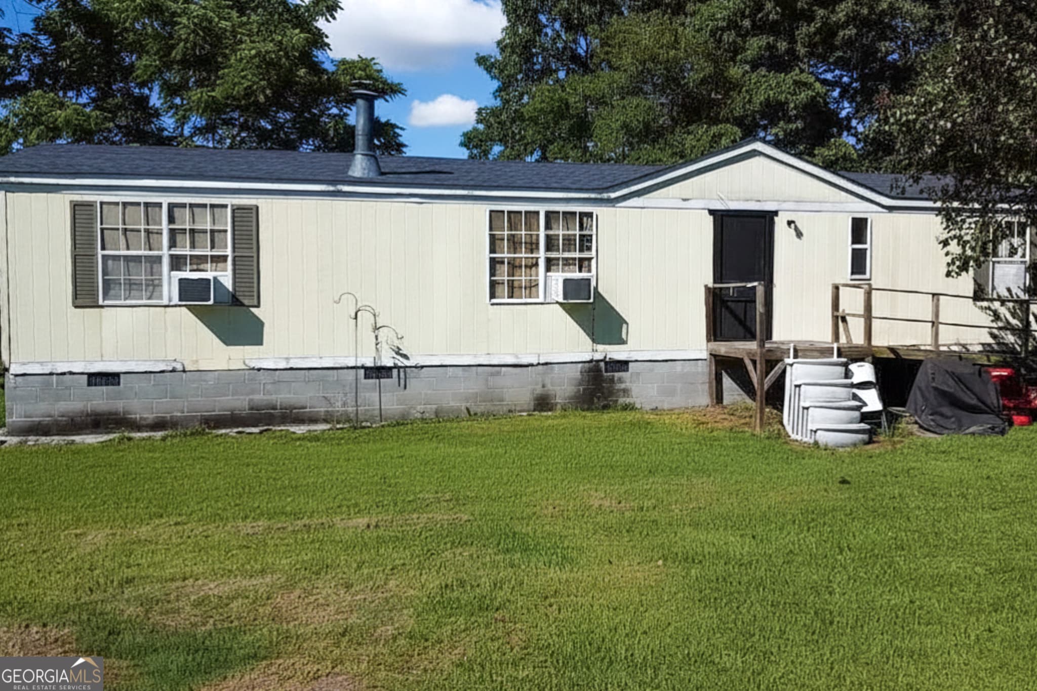 3 bedroom, 2 bathroom, 2,152 sq ft manufactured home,single family residence for sale at 2279 Highway 18, Gordon, GA 31031 — photo 4