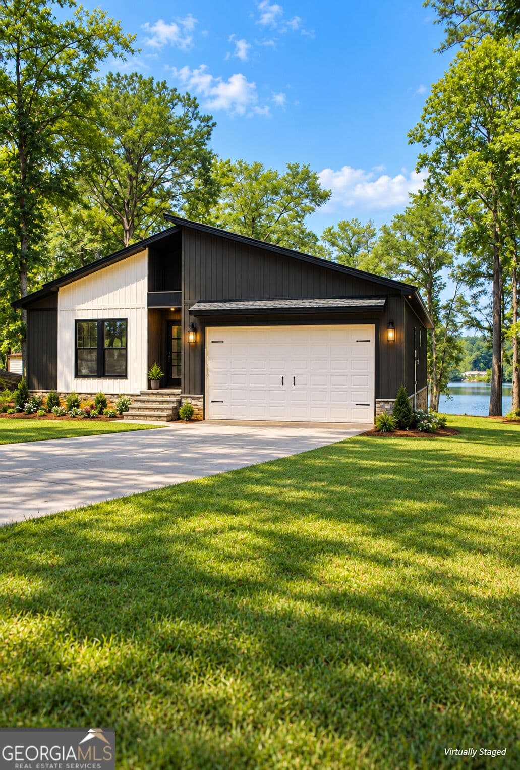 3 bedroom, 2.5 bathroom, 2,374 sq ft single family residence for sale at 250 Merry Drive, Milledgeville, GA 31061 — photo 2