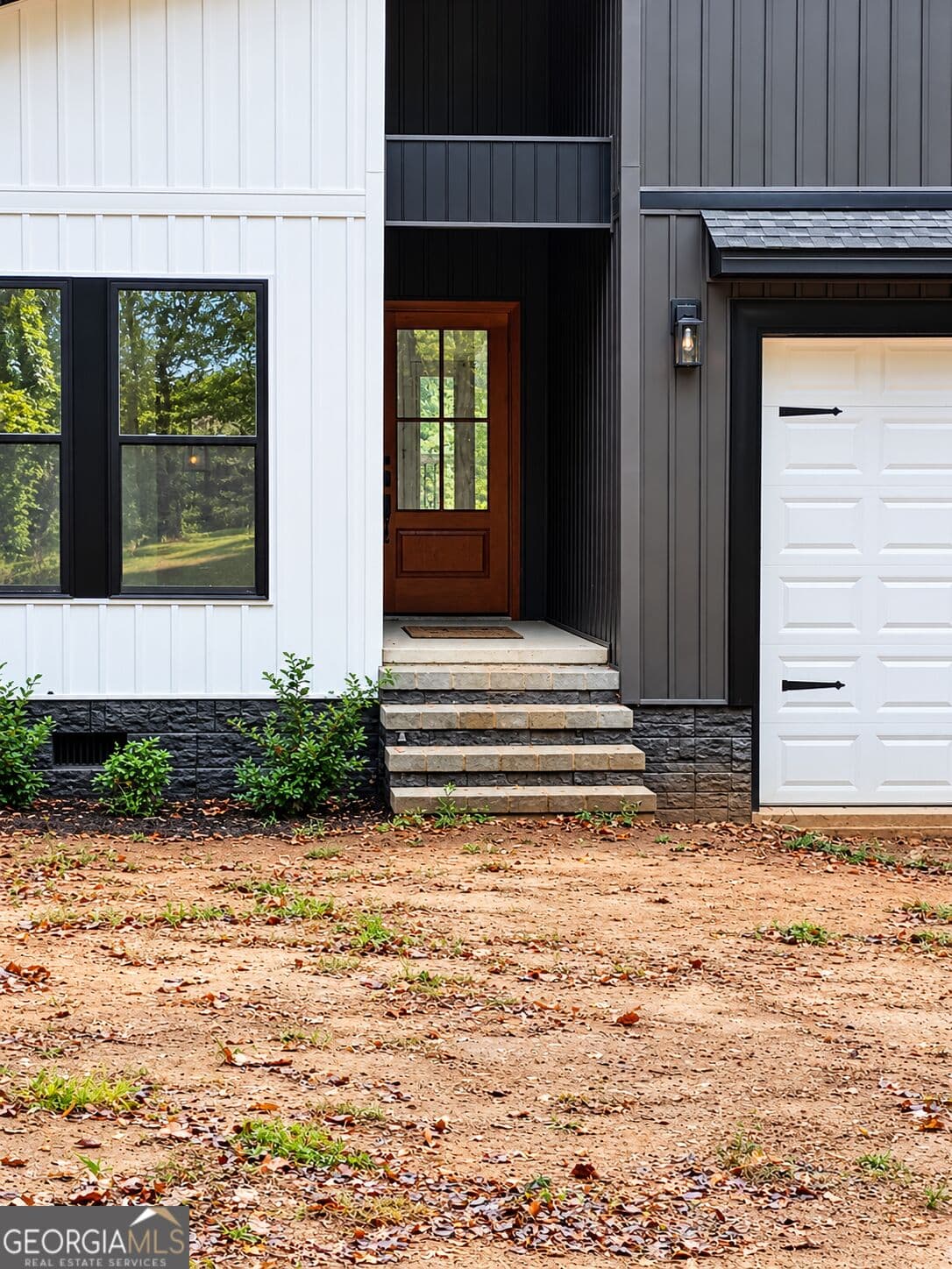3 bedroom, 2.5 bathroom, 2,374 sq ft single family residence for sale at 250 Merry Drive, Milledgeville, GA 31061 — photo 4