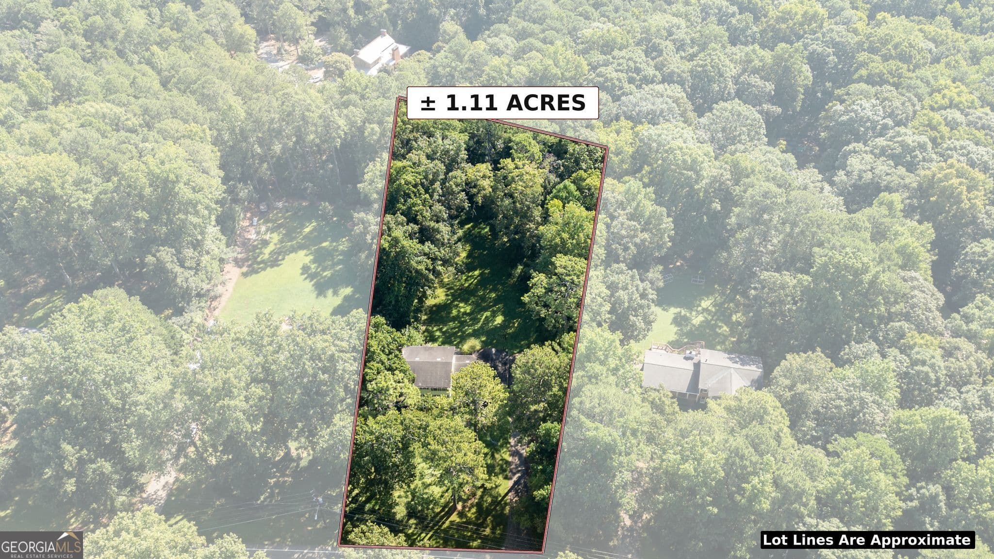 4 bedroom, 2.5 bathroom, 2,402 sq ft single family residence for sale at 1255 Lake Charles Drive, Roswell, GA 30075 — photo 2