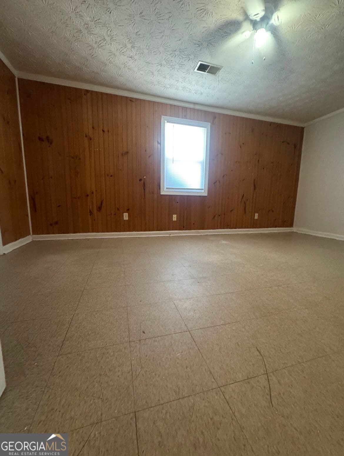 2 bedroom, 2 bathroom duplex for rent at 230 James Albert Johnson Avenue, Winder, GA 30680 for $1,400 a month — photo 10
