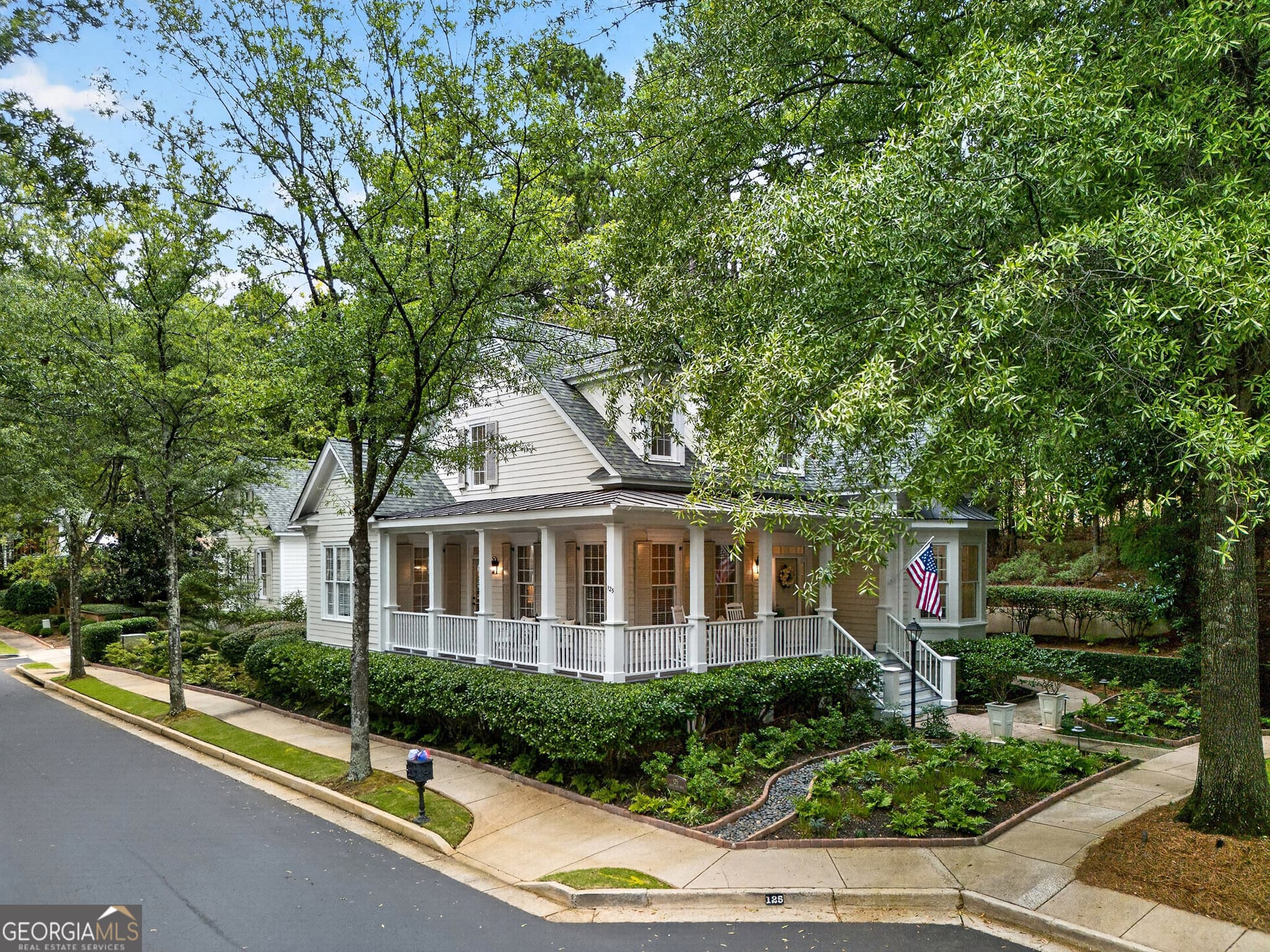 3 bedroom, 2.5 bathroom, 2,681 sq ft single family residence for rent at 125 North Cove Drive, Peachtree City, GA 30269 for $7,400 a month — photo 8
