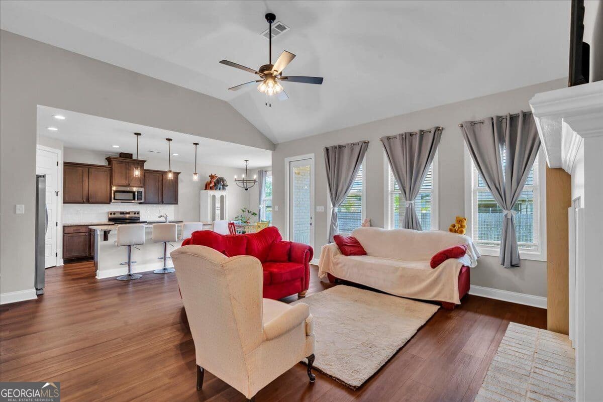3 bedroom, 2 bathroom, 1,765 sq ft single family residence for sale at 508 Otters Ridge Drive, Kathleen, GA 31047 — photo 7