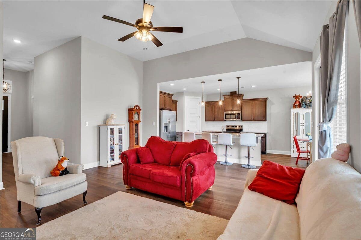 3 bedroom, 2 bathroom, 1,765 sq ft single family residence for sale at 508 Otters Ridge Drive, Kathleen, GA 31047 — photo 8
