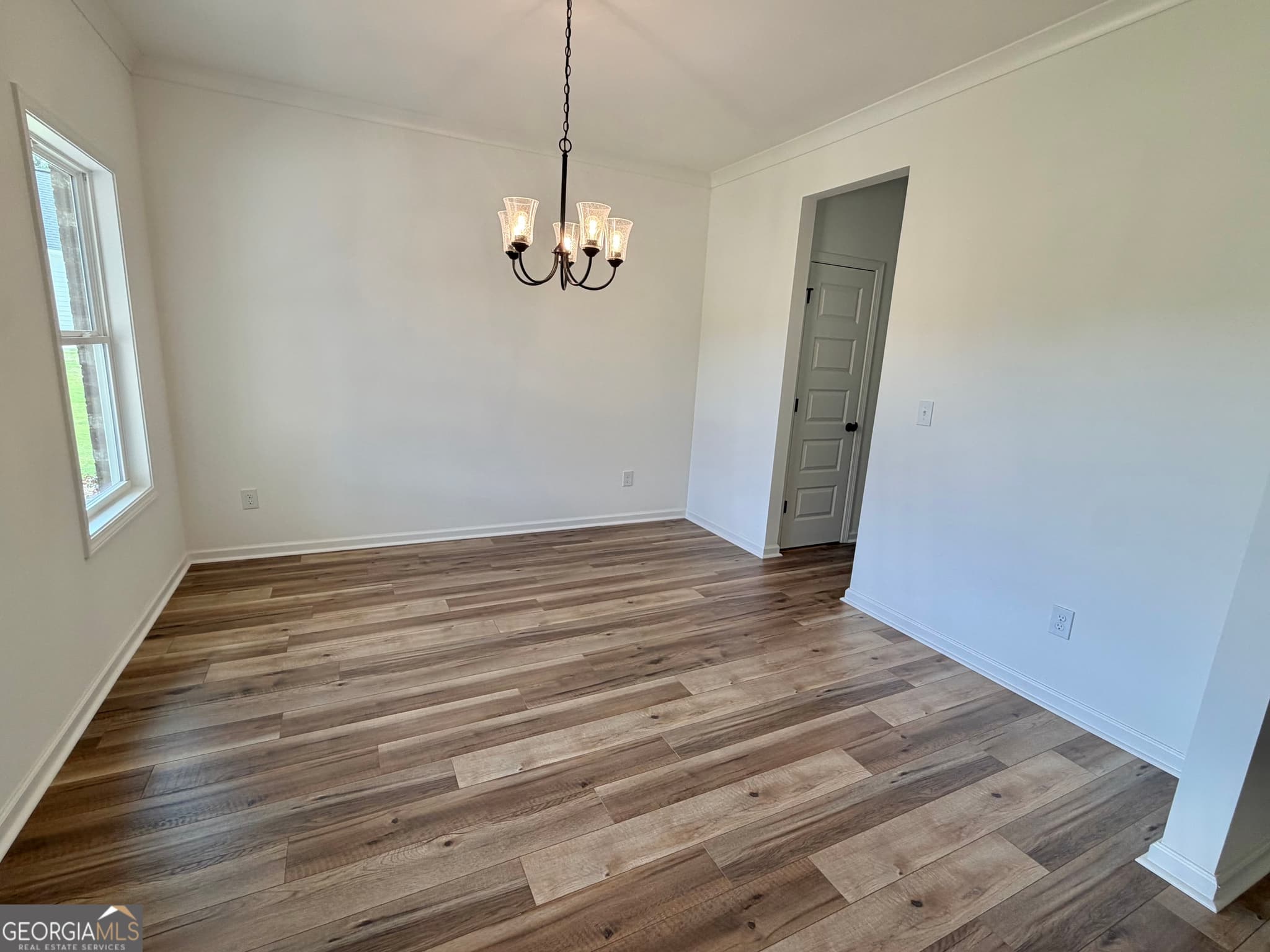 4 bedroom, 2 bathroom, 2,058 sq ft single family residence for sale at 1320 Sycamore Circle, Griffin, GA 30224 — photo 8