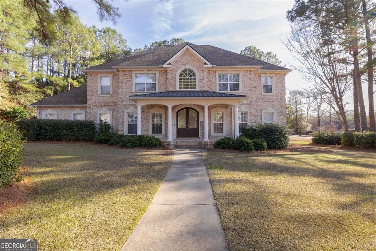 4 bedroom, 3.5 bathroom, 3,790 sq ft single family residence for sale at 200 River Oak Court, Kathleen, GA 31047 — photo 2
