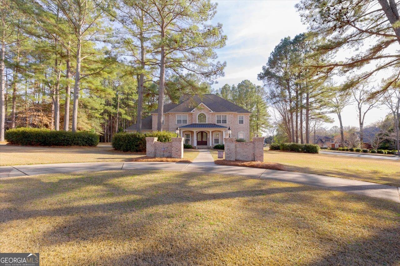 4 bedroom, 3.5 bathroom, 3,790 sq ft single family residence for sale at 200 River Oak Court, Kathleen, GA 31047 — photo 3