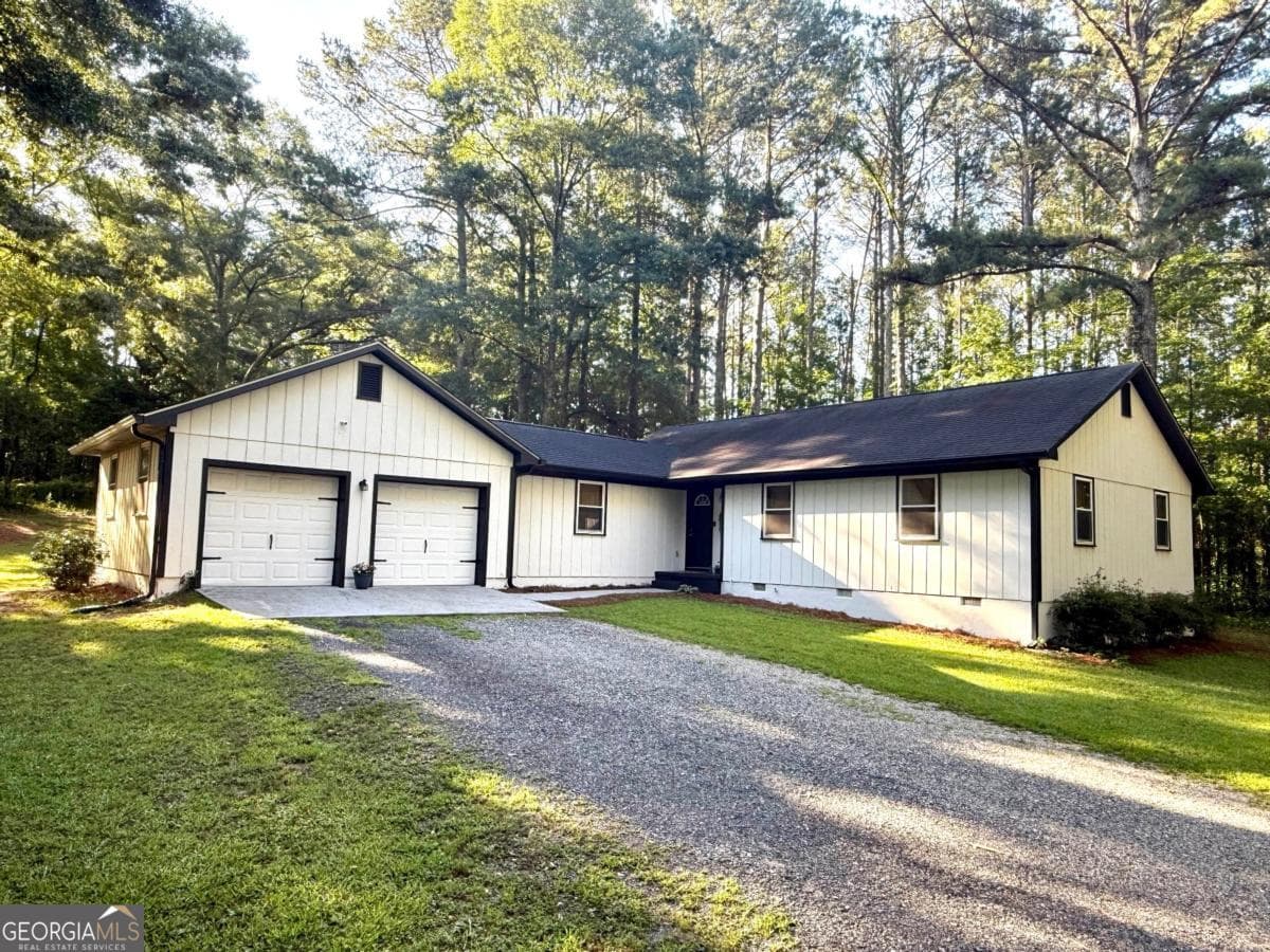3 bedroom, 2 bathroom, 1,586 sq ft single family residence sold at 1177 Bob Smith Road, Sharpsburg, GA 30277
