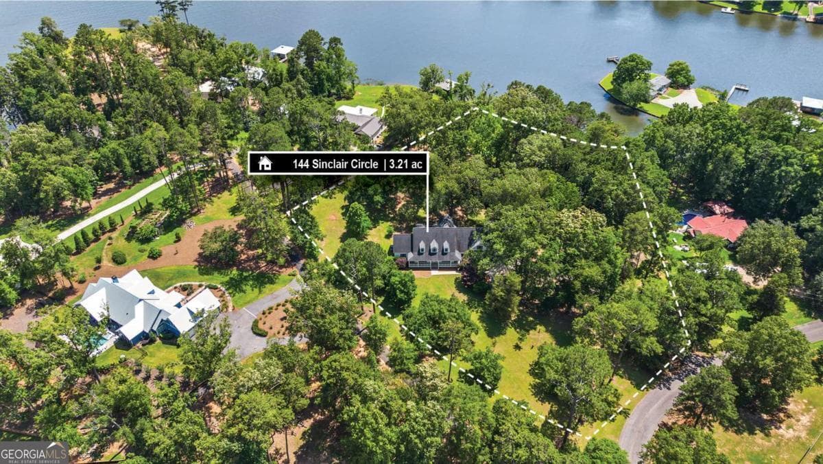 4 bedroom, 3 bathroom, 4,938 sq ft single family residence for sale at 144 Sinclair Circle, Eatonton, GA 31024 — photo 5