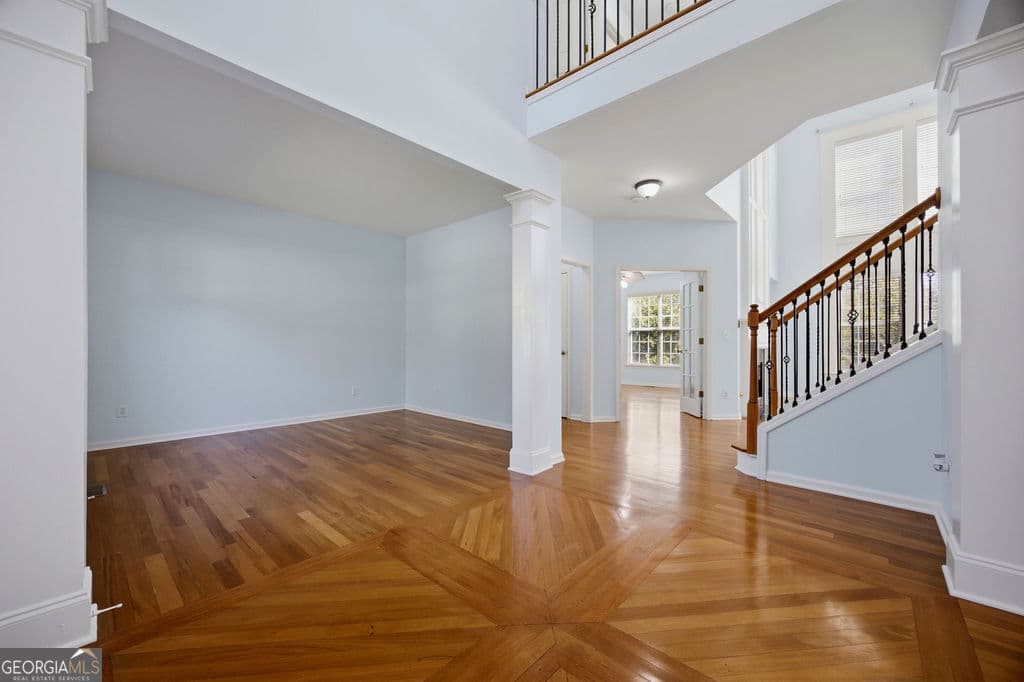 4 bedroom, 2.5 bathroom, 2,779 sq ft single family residence for sale at 147 Crystal Downs Way, Suwanee, GA 30024 — photo 4